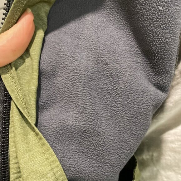 Bench Green Softshell Hooded Long Coat Size large - Picture 11 of 16